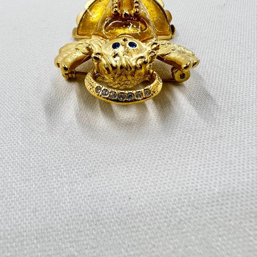 NWOT - Anne Klein - Adorable Enameled Dress Praying Angel Matte Gold Tone Brooch - Picture 5 of 8